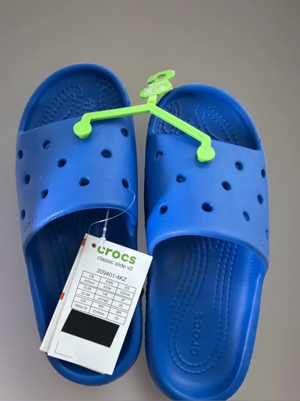 NEW✨Crocs Blue Bolt M2/W4